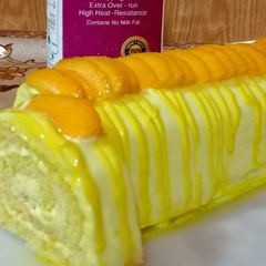 A picture of Mango Swiss roll.