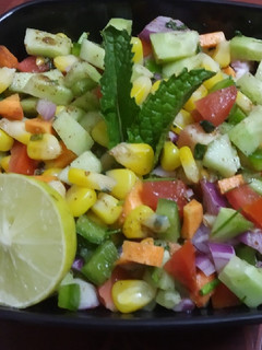 કોર્ન ચાટ (Corn Chaat Recipe In Gujarati) રેસીપી મુખ્ય ફોટો