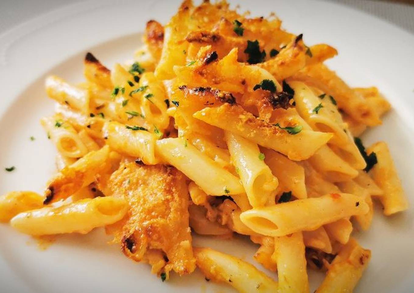 Plumas con Bacalao y alioli gratinado