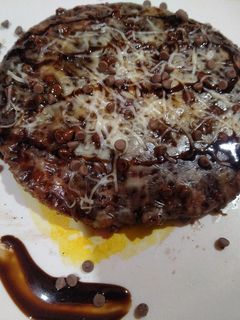 ચીઝ ચોકલેટ પીઝા (Cheese Chocolate Pizza Recipe In Gujarati) રેસીપી મુખ્ય ફોટો