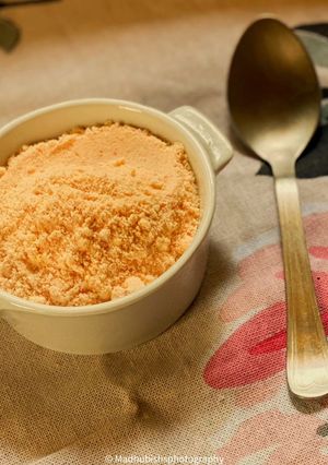 A picture of Custard powder.