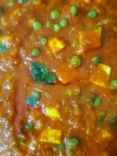 મટર પનીર (MATAR PANEER recipe in Gujarati) રેસીપી મુખ્ય ફોટો