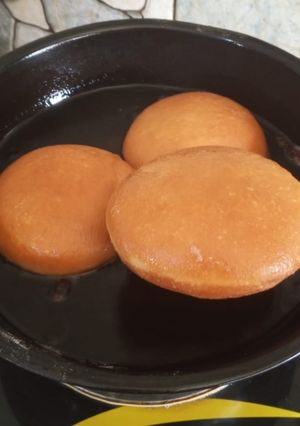 A picture of Fluffy doughnuts.