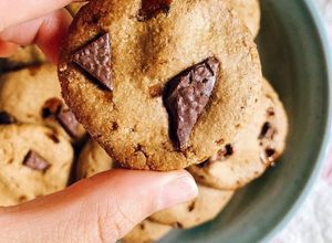 Una foto de Cookies de avena y chocolate