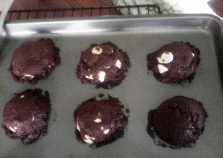 Steps to Prepare Perfect Chocolate Cookies