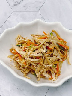 涼拌果醋雞絲/拌飯拌麵都好吃 的食譜成品照片