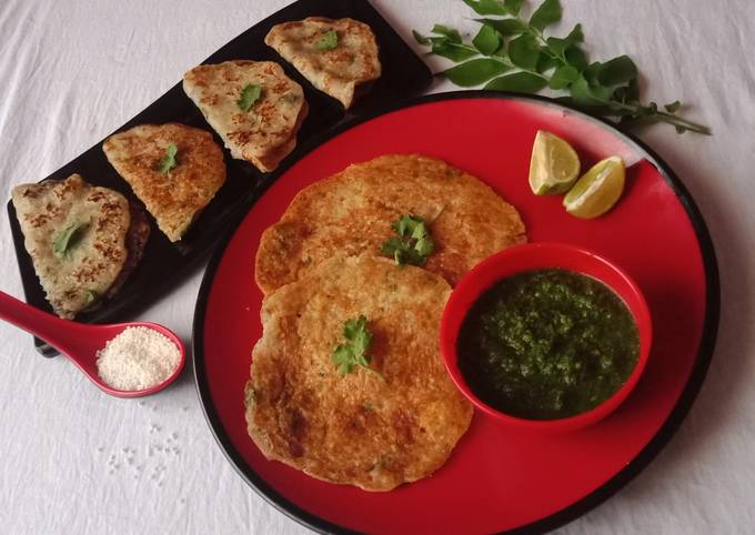 Sabudana chilla with Hari chutney