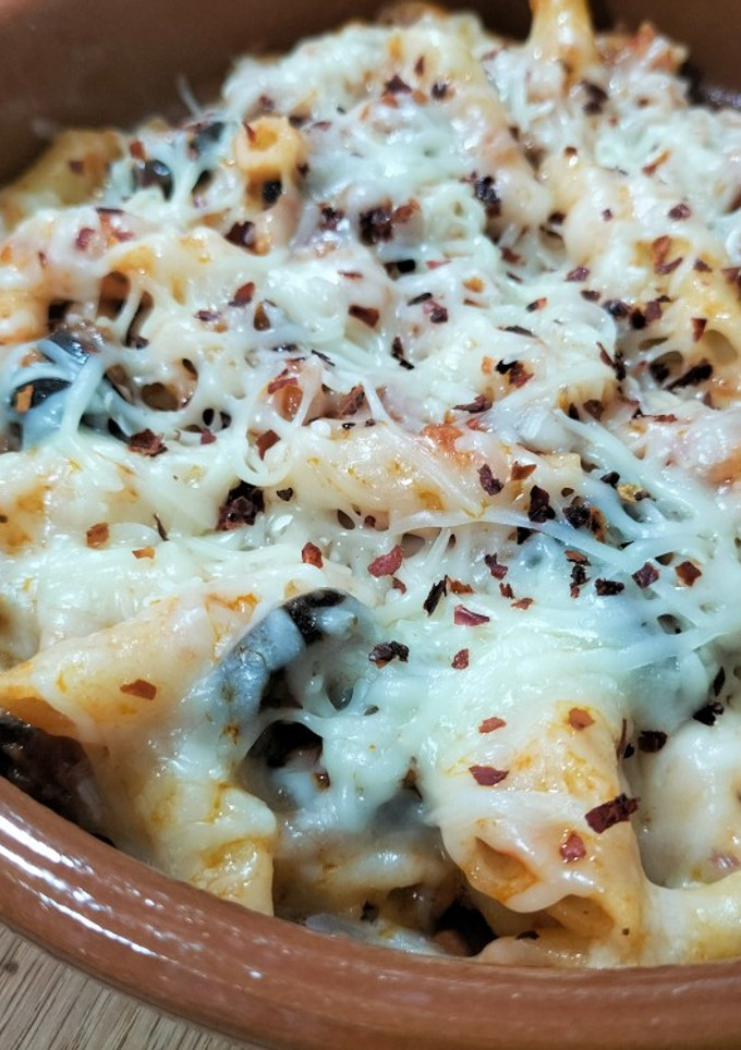 Una foto de Macarrones a la putanesca -mi versión-
