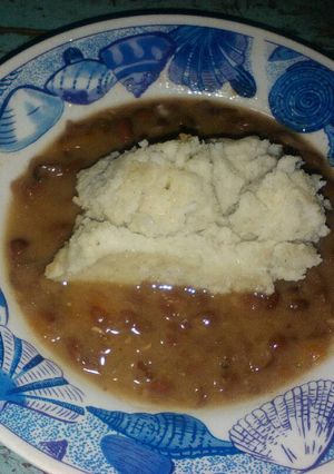 A picture of Milky ugali with buttered beans.