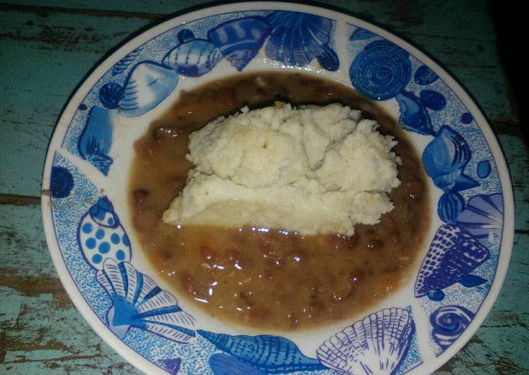 Milky ugali with buttered beans