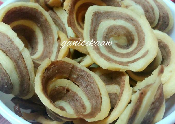 Resep Kuping Gajah Tanpa Telur Anti Gagal