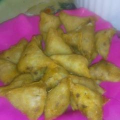 A picture of Homemade samosa.
