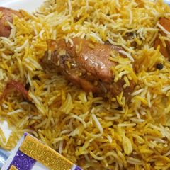 A picture of Chicken biryani.