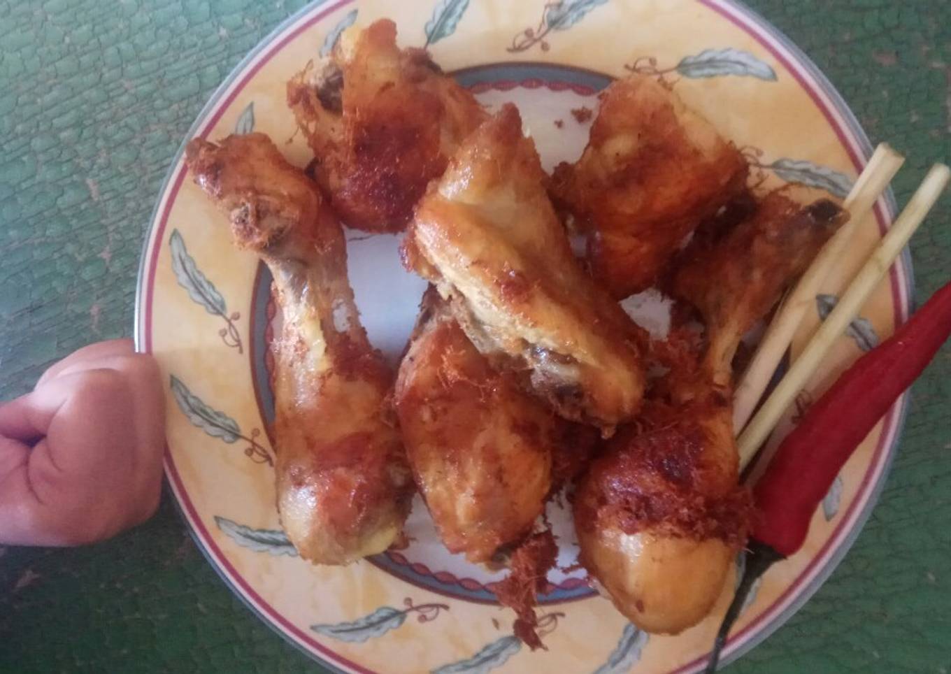 Ayam goreng lengkuas
