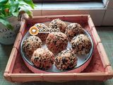 Kuih Bom bijan hitam