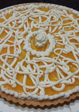 Una foto de Tarta frutal de duraznos