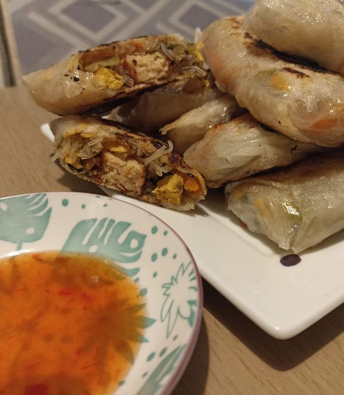 Una foto de Rollitos de papel de arroz con verduras