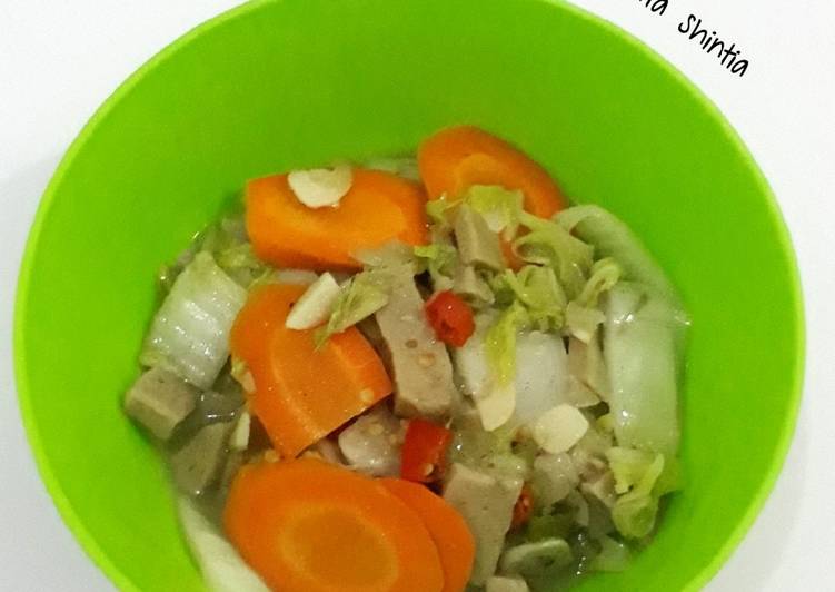 Anti Ribet, Membuat Tumis Bakso Wortel Sawi Putih Kekinian