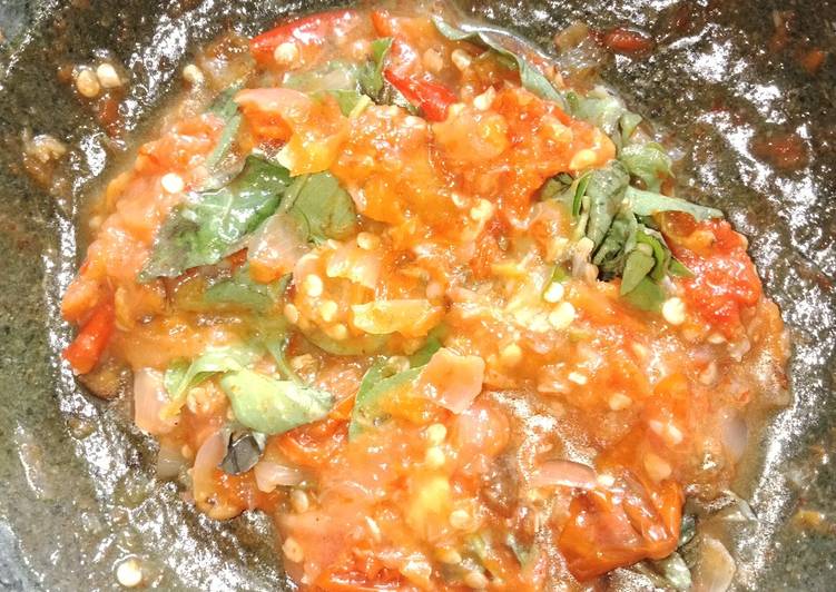Bagaimana Membuat Sambel tomat kemangi, Menggugah Selera
