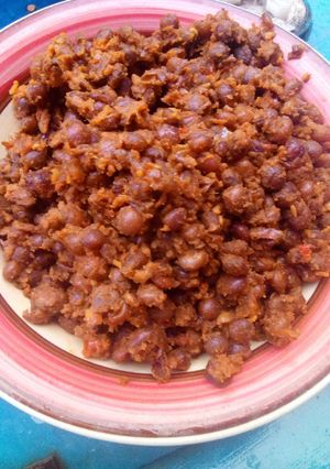 A picture of Agugu (pigeon beans).