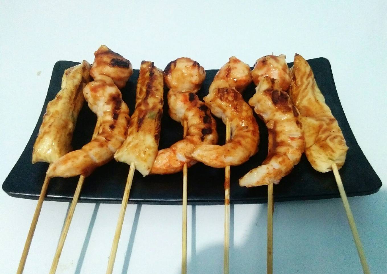 Sate seafood bakar