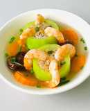 Tôm nhồi bầu nấu nước dừa