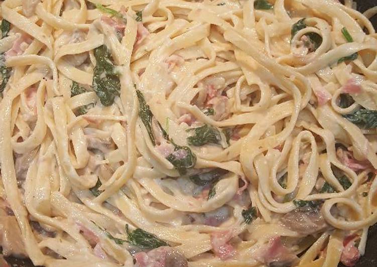 Recipe of Quick Creamy Prosciutto Pasta