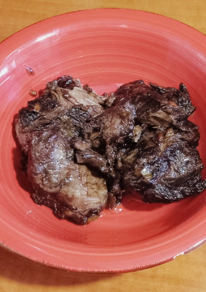Una foto de Carrilleras de Cerdo guisadas con vino (solo vino)