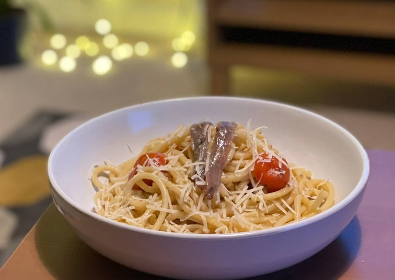 Anchovy and tomato bucatini pasta