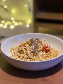A picture of Anchovy and tomato bucatini pasta.
