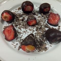 A picture of Strawberry chocolate.
