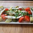 Ensalada de boquerones con patatas y tomate