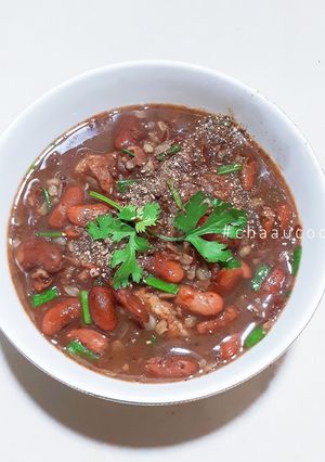 Hình của món Cháo sườn gạo lứt với đậu thận.