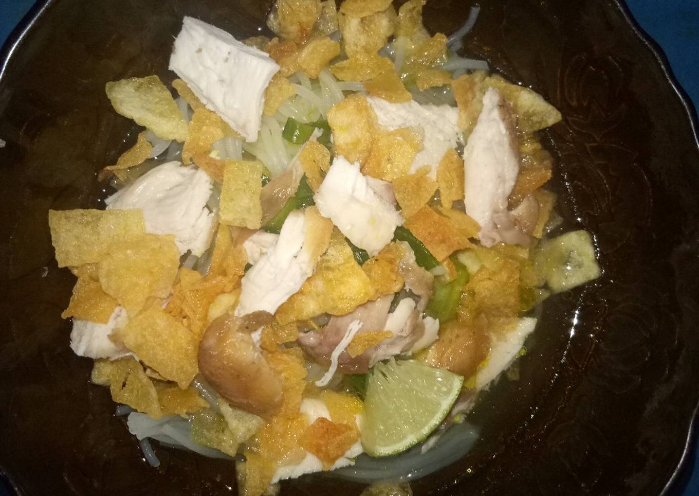 1. Soto kuah bening