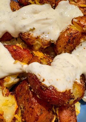 A picture of Creamy Lemon Herb Sauce.