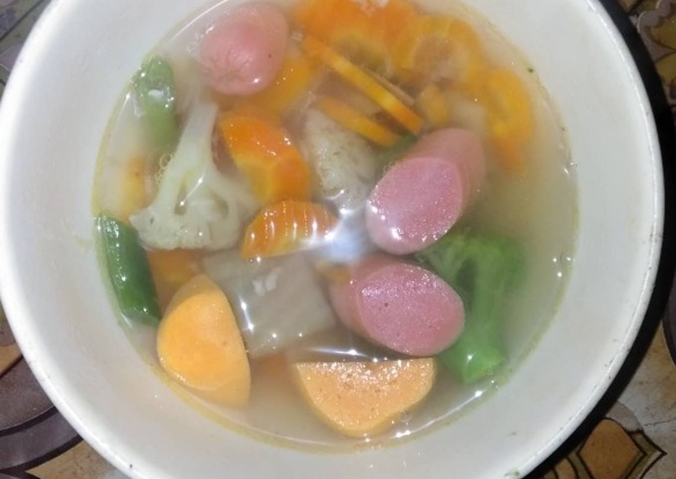 Sop sayur with sosis
