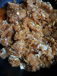 A picture of Mukhaddi Halwa.