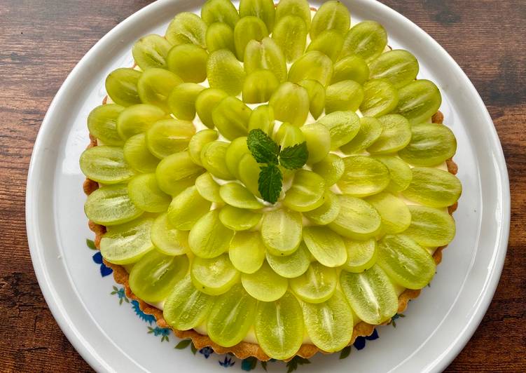 Recipe of Quick Muscat Tart