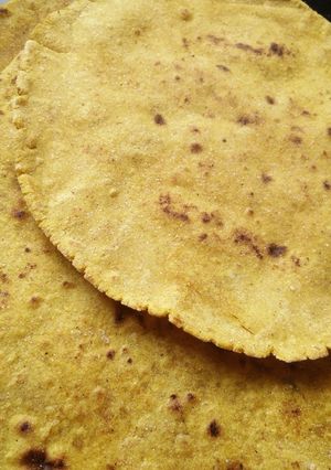A picture of Dhapate/Maharashtrian Masala Flat Bread.