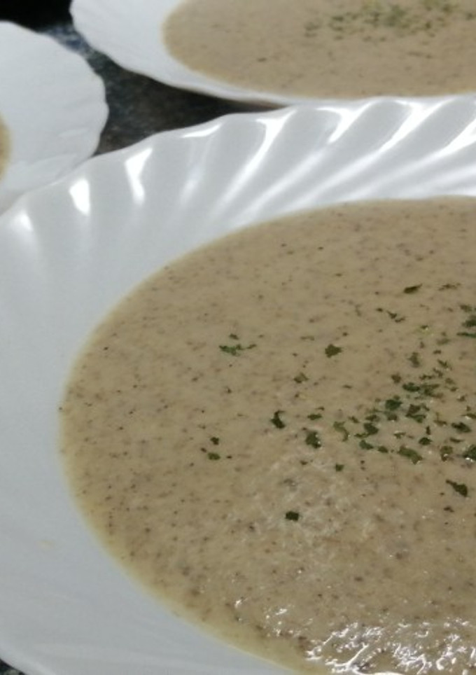 Una foto de Crema de Berenjenas 🍆y Champiñones 🍄
