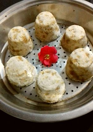 বাংলাদেশ এর মুইঠা ভাপা পিঠে (muithya bhapa pithe recipe in Bengali) রেসিপির প্রধান ছবি