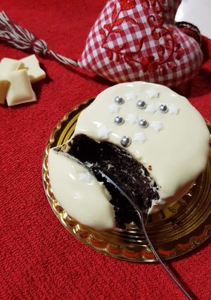 Foto di Mini tortine caprese e cioccolato bianco