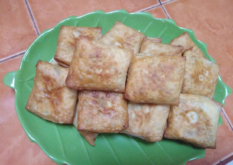 Martabak tahu kulit pangsit