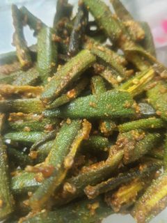 भरवा भिंडी (bharwa bhindi recipe in Hindi) रेसिपी मुख्य फोटो