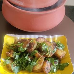 A picture of Dilli ki sardi aur sakharkandi ki chaat (Shakarkandi Chaat).