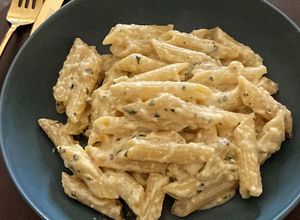 Foto de Penne Cremoso de Queijo e Ervas