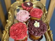 Una foto de buttercream con azúcar impalpable