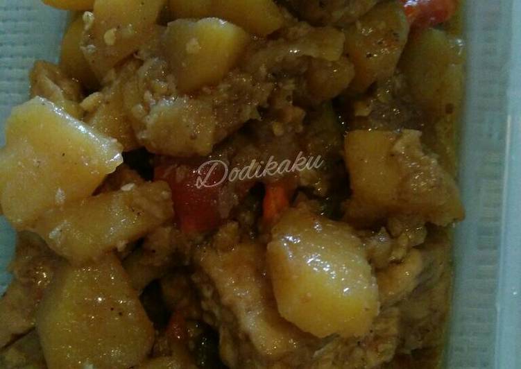 Semur Pedes Tahu Kentang Telur