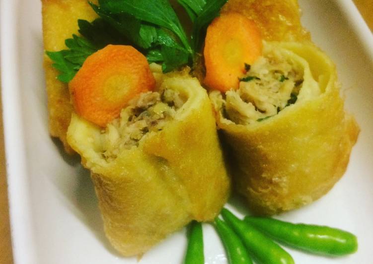 Langkah Mudah untuk Membuat Risol ayam nyussss, Menggugah Selera