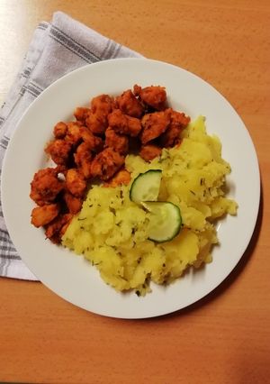 Mézes-fokhagymás csirkemell kockák recept fotója